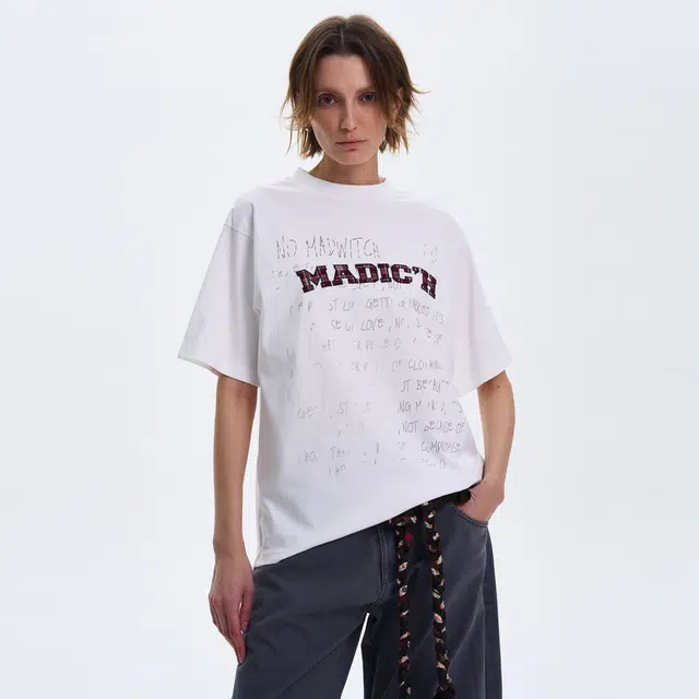 MAD WITCH T