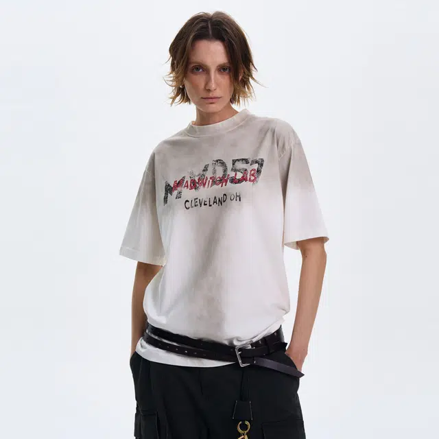 MAD WITCH T