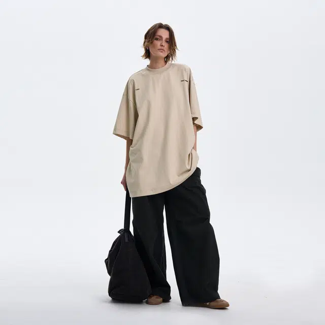 MAD WITCH T