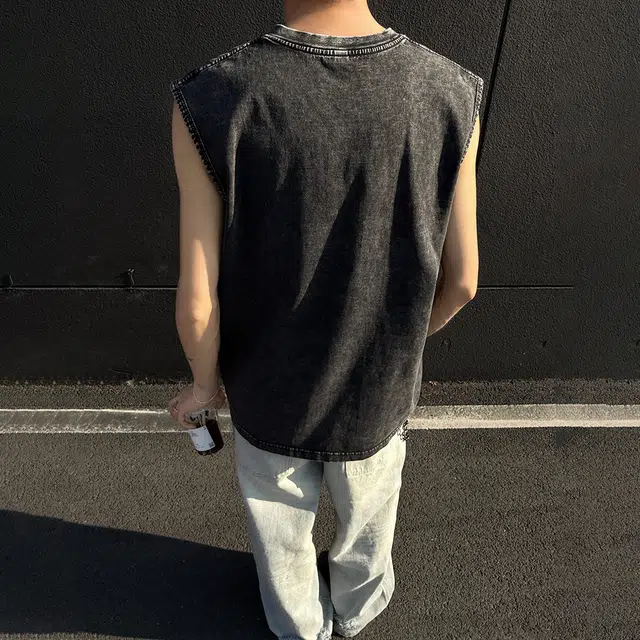 功夫熊猫 水洗做旧美式高街氛围好高颜值穿搭玫瑰植物花卉字体字母印花基础款宽松舒适透气休闲百搭纯棉圆领无袖套头坎肩背心 男女同款