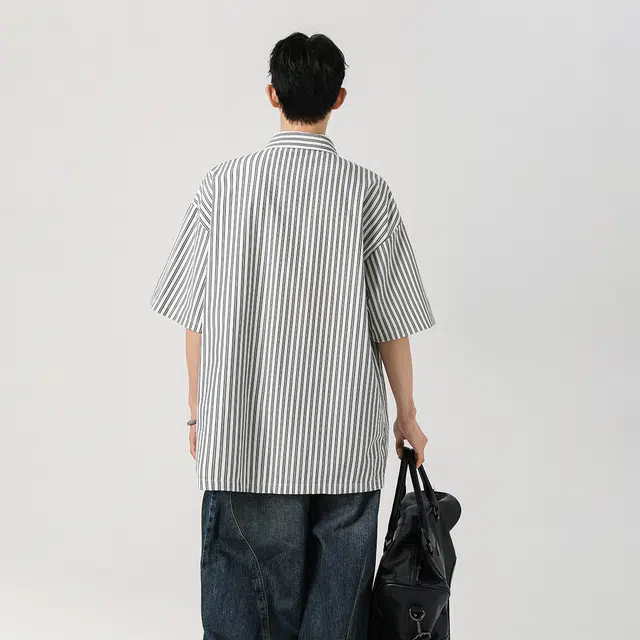 功夫熊猫 潮流条纹撞色双口袋小清新高级感设计宽松百搭翻领单排扣休闲慵懒薄款短袖衬衫 男女同款