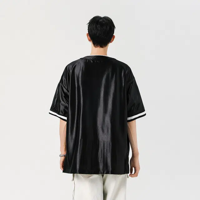 功夫熊猫 韩版潮牌潮流慵懒风裸感薄款家居服简约高级感袖口拼接撞色条纹开衫空调冰丝凉感单排扣设计秀场穿搭休闲短袖衬衫 男女同款