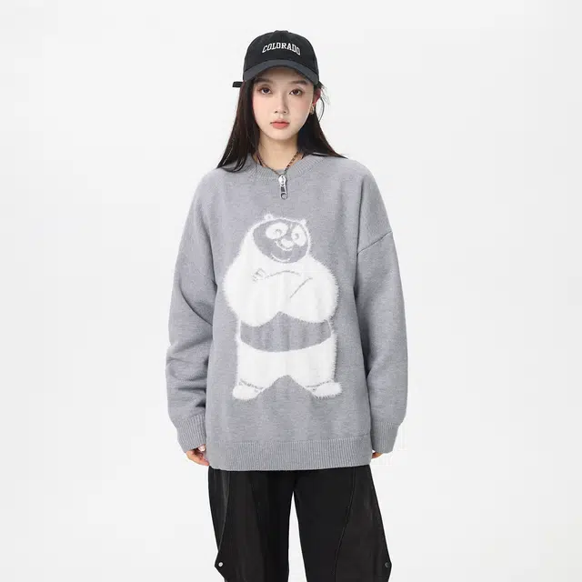 功夫熊猫 美式复古学院风卡通动漫提花慵懒感基础款纯色保暖上衣宽松休闲柔软舒适简约时尚百搭潮流软糯亲肤针织落肩套头圆领毛衣 男女同款