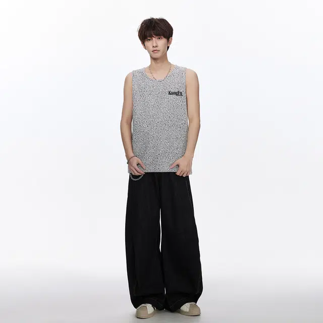 功夫熊猫 美式高街复古潮牌时尚百搭舒适坎肩型常规宽松圆领适中字母透气套头坑条设计感亮闪闪圆领无袖背心 男女同款
