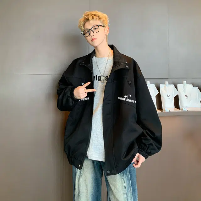 功夫熊猫 美式复古街头嘻哈风字母印花图案个性潮流时尚百搭高级感痞帅宽松舒适休闲基础款纯色拉链翻领夹克外套 男女同款