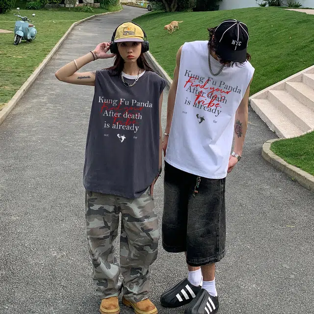 功夫熊猫 美式百搭嘻哈街头风手绘卡通动漫人物字母印花纯棉宽松基础款纯色系透气舒适圆领套头坎肩背心 男女同款