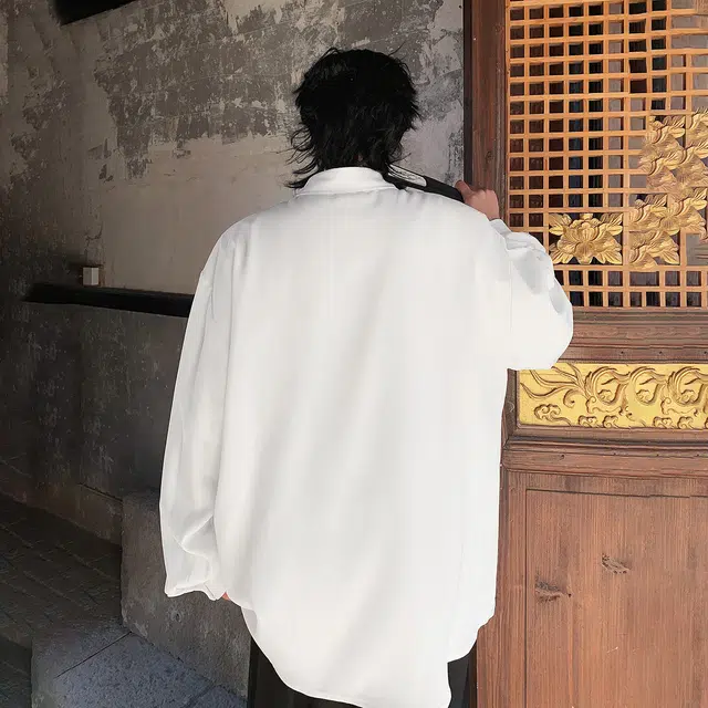 功夫熊猫 美式复古嘻哈街头手绘字母印花简约基础款纯色衬衣时尚潮流百搭翻领单排扣设计轻薄透气痞帅学院风休闲长袖衬衫 男女同款