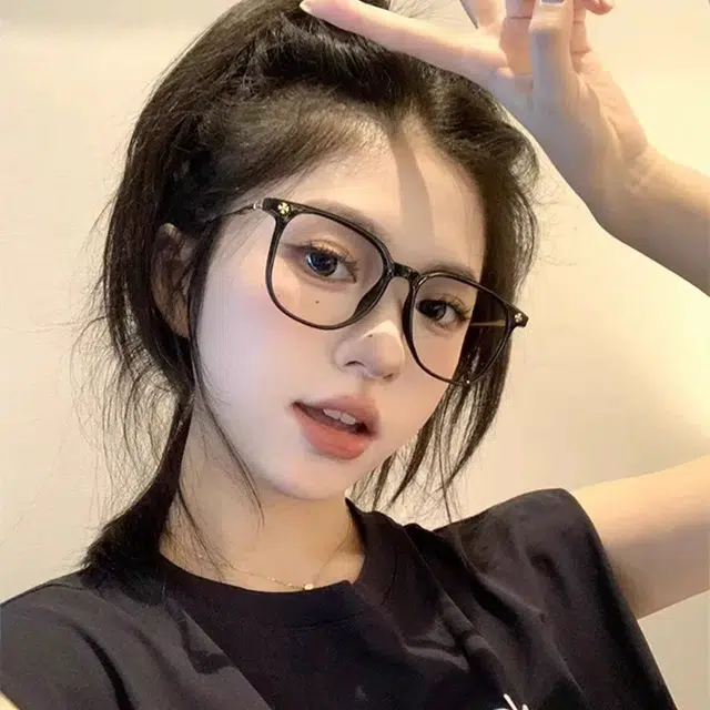 CYXUS ins