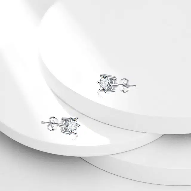 牧言 冷淡风简约小众设计高级感 立体闪耀小方糖精致轻奢甜蜜饰爱 合金 六爪耳钉 男女同款情侣款