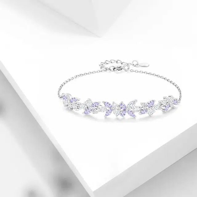 【九离紫火】 牧言 紫藤花开 气质温柔优雅轻奢精致小众浪漫高级感 璀璨爆闪水滴翩翩蝴蝶微笑拼接链手饰 日常约会#好运 合金 手链 女款