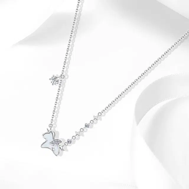 牧言 星光独角兽 森系轻奢气质小众浪漫高级感 光面立体极光蓝色飞马不对称链条星星锁骨链 日常#好运 合金 项链 女款