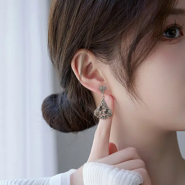 HMZ