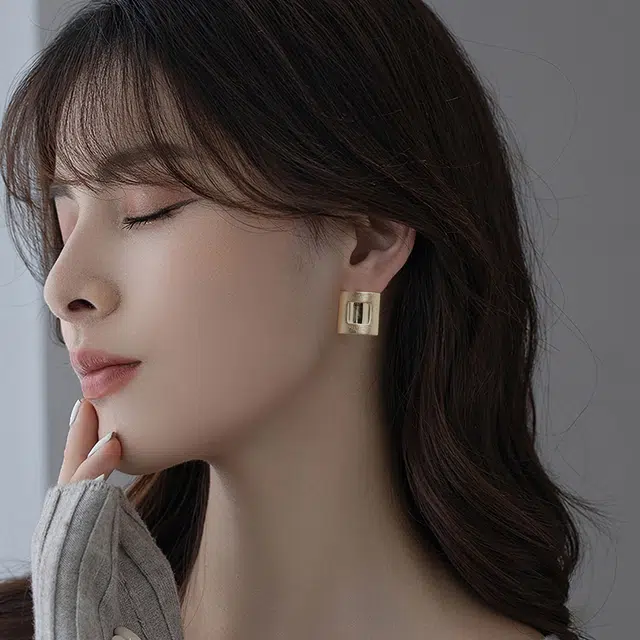 HMZ