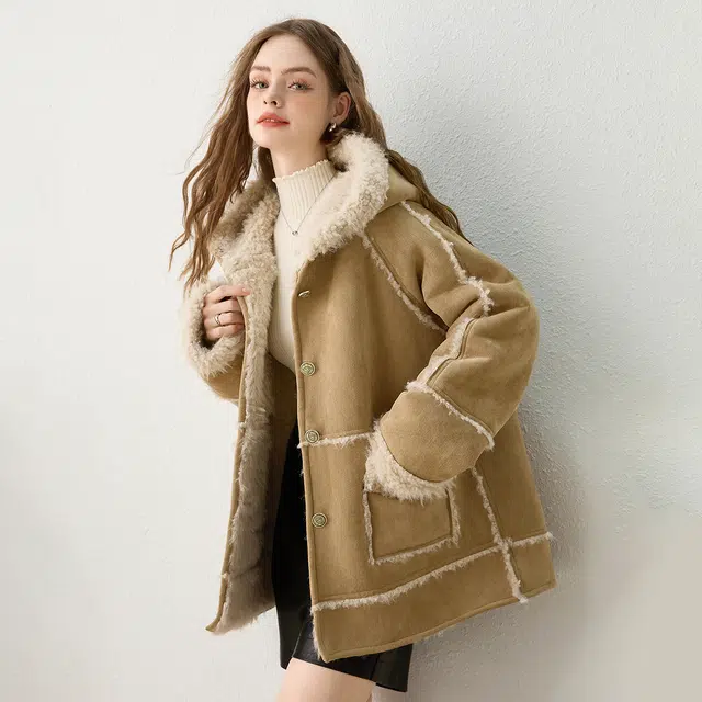 法文箱子 长袖口袋通勤绒感外套 女款 驼色