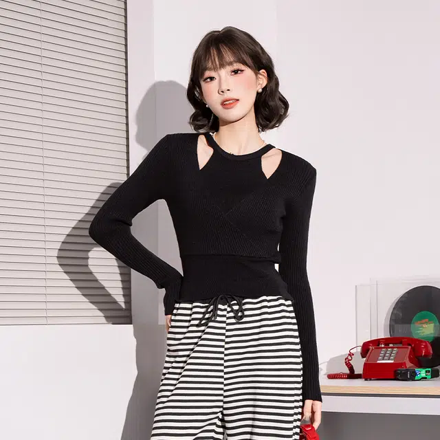 法文箱子 纯色圆领假两件毛衣 女款 黑色