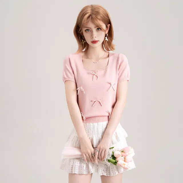 法文箱子 蝴蝶结方领设计甜美风格纯色常规短袖针织衫 女款