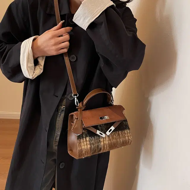 小众设计 尼子复古格子高颜值小包包女气质百搭斜挎包气质手提单肩包包 多色