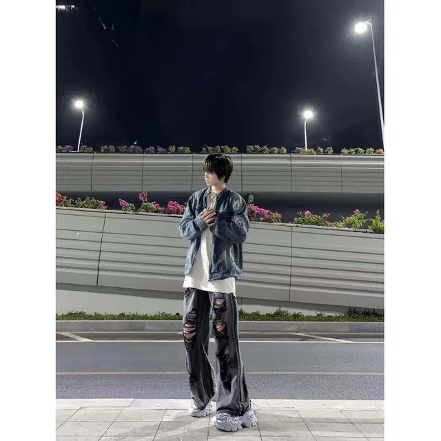 沃马 美式高街宽松做旧直筒拖地复古重工牛仔裤 男女同款 黑色