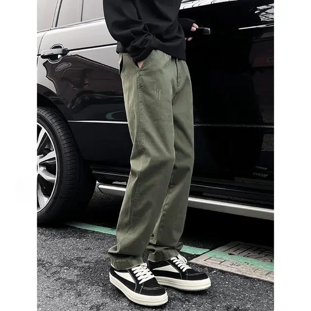 沃马 美式高街弯刀水洗做旧高级感流行简约时尚百搭牛仔裤 男女同款
