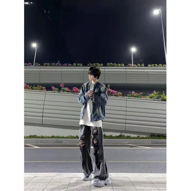 沃马 美式高街宽松做旧直筒拖地复古重工牛仔裤 男女同款 黑色