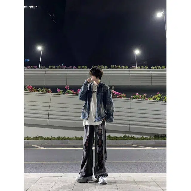 沃马 美式高街宽松做旧直筒拖地复古重工牛仔裤 男女同款 黑色