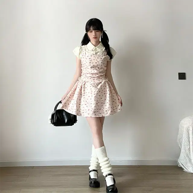 花蔓色 花色中腰娃娃领修身薄款短袖连衣裙 女款