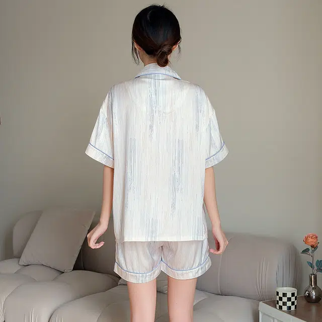 花蔓色 带胸垫冰丝薄款短袖可外穿家居服睡衣套装 女款