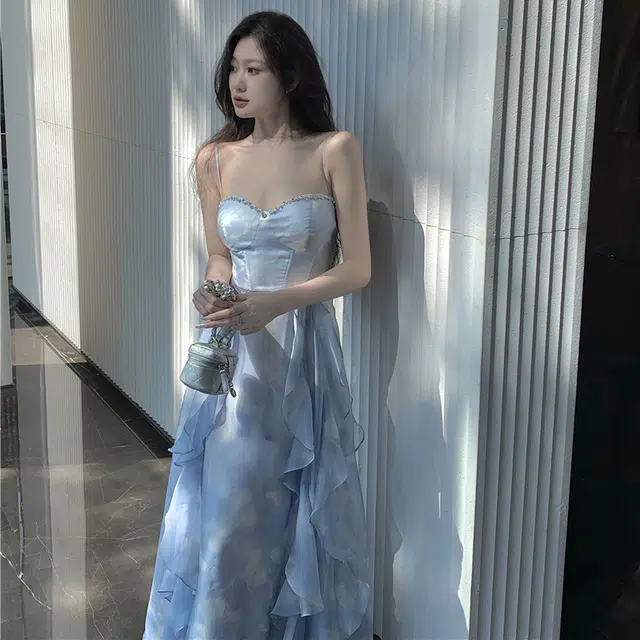 花蔓色 复古法式休闲简约海边度假纯色甜美泼墨薄款长款吊带连衣裙 女款
