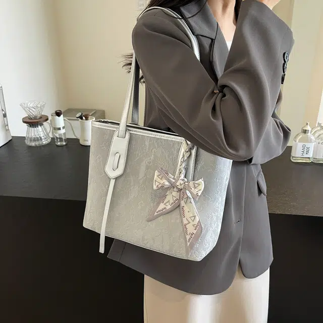 HCXK PU Tote