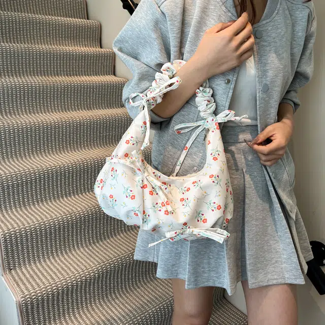 小众碎花褶皱肩带蝴蝶结甜美百搭 尼龙 单肩包 女款 多色