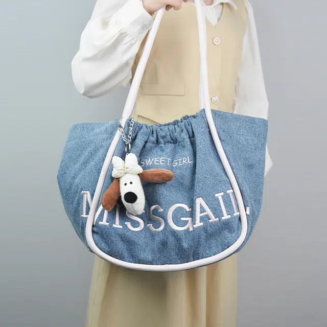 MISS GAIL