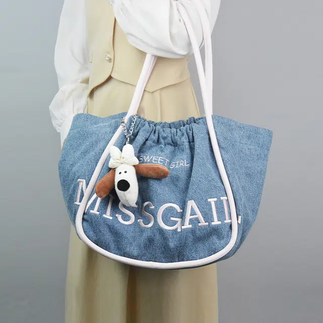 MISS GAIL