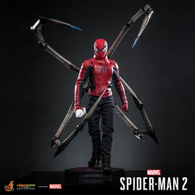 Hot Toys 16