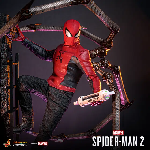 Hot Toys 16