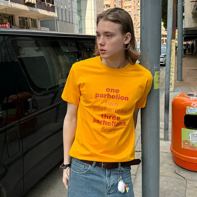 COUNTRY MOMENT T