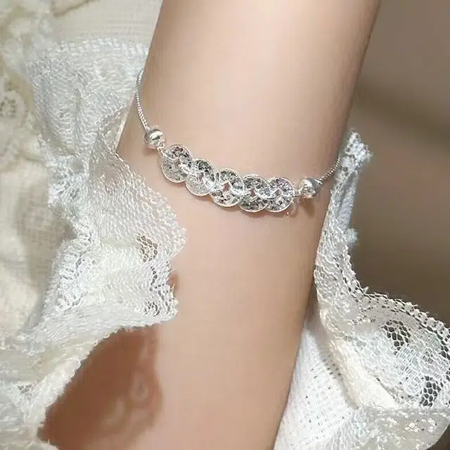 S925