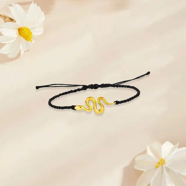 999