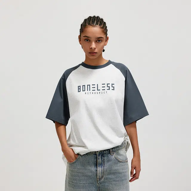 BONELESS B Logo T