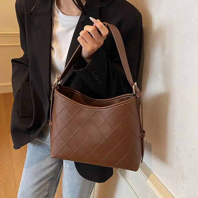 NOMK PU Tote