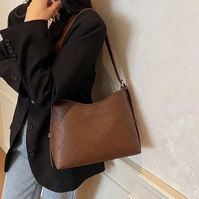 NOMK PU Tote