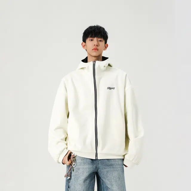Fakeyoung logo