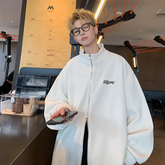 Fakeyoung