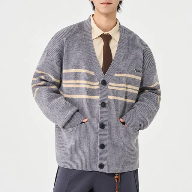 Fakeyoung Vlogo