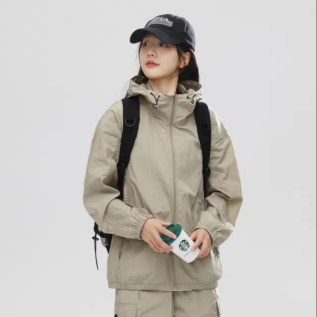 Fakeyoung