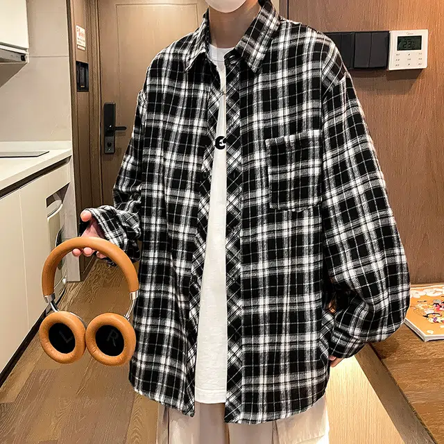 Fakeyoung