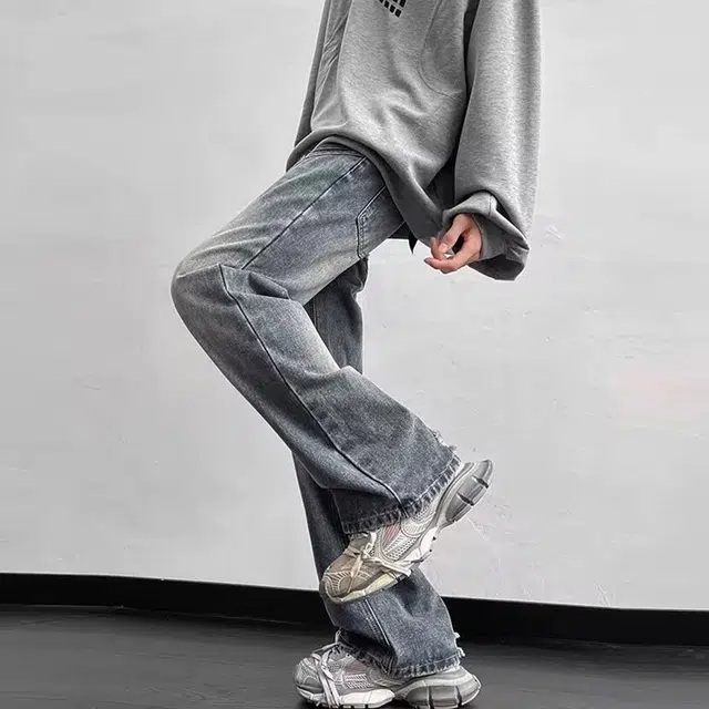 Fakeyoung