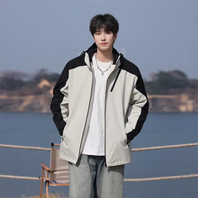 Fakeyoung
