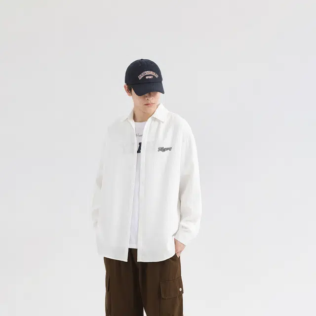 Fakeyoung logo