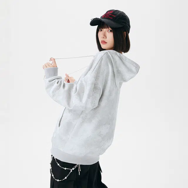 Fakeyoung logo