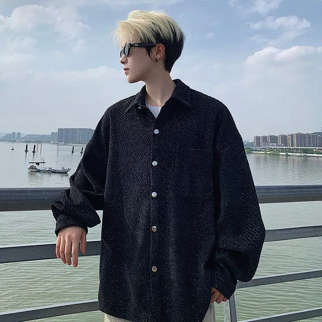 Fakeyoung